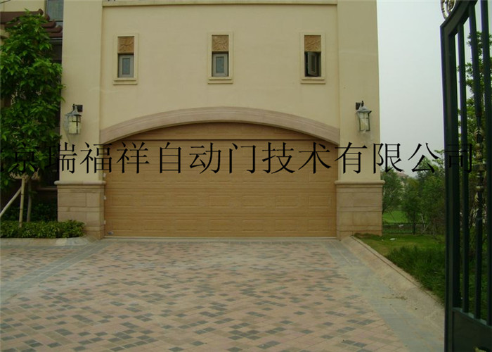 实木车库门