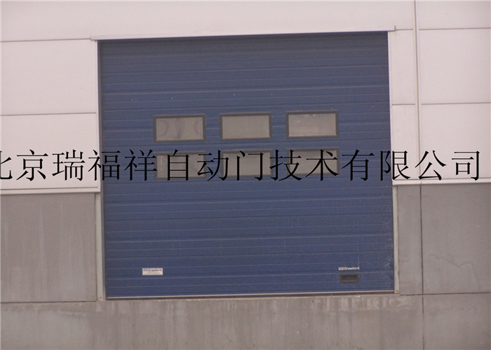 三一重工（南口）垂直提升门